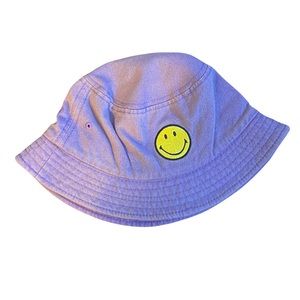Urban Outfitters Men’s Smiley purple bucket hat with yellow smiley face